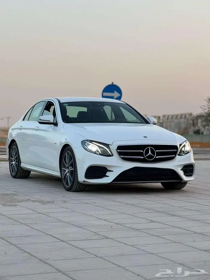 مرسيدس 2021 E200 2