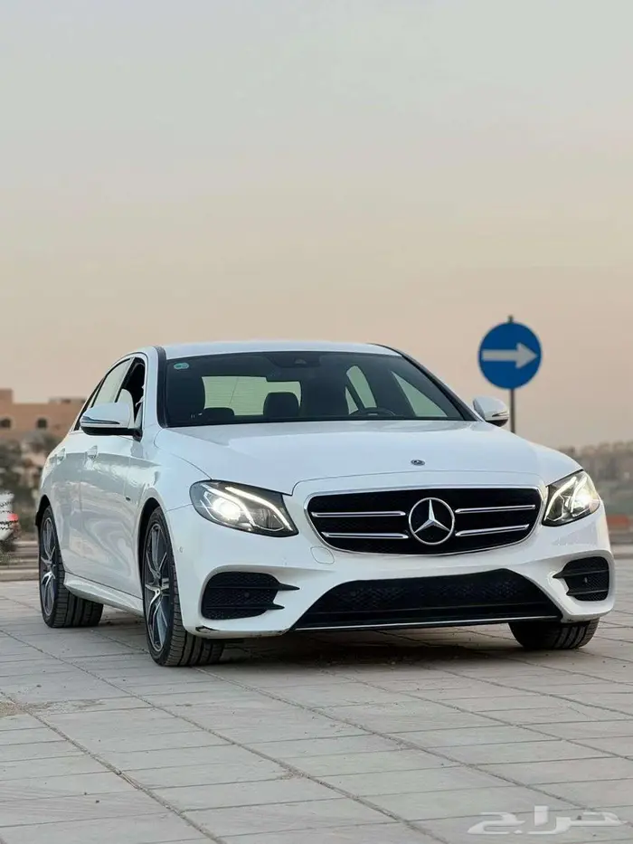 مرسيدس 2021 E200 8