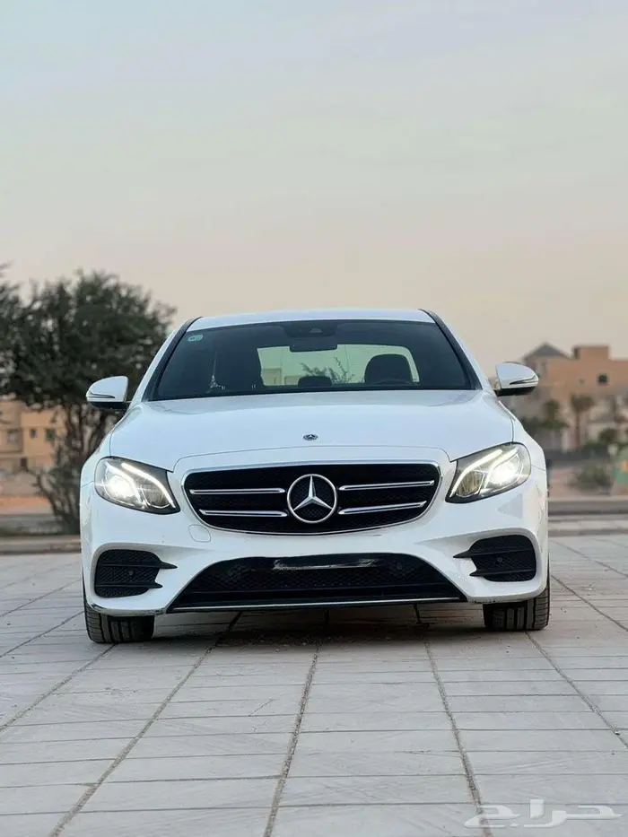 مرسيدس 2021 E200 3