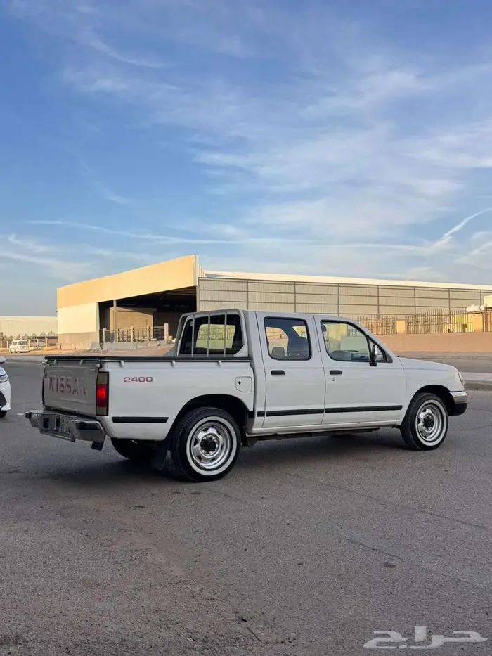 نيسان ددسن غمارتين 2001 6