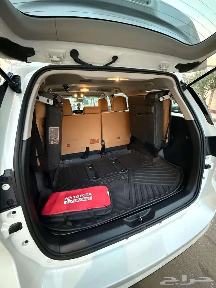 فورشنر 2024 V6 للتنازل بدون مقابل الممشى 33 الف فقط 11