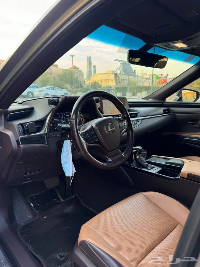 لكزس Es 2021 عبداللطيف جميل 2