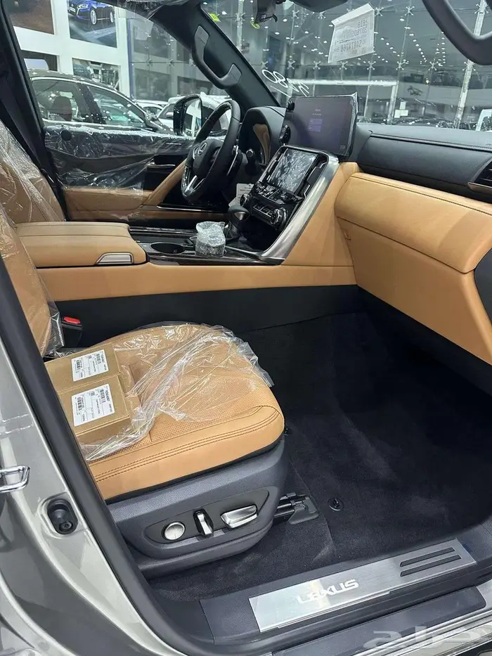 لكزس LX600 BB 2025كاش وتقيسط عرض بدون ارباح تامين فقط 6