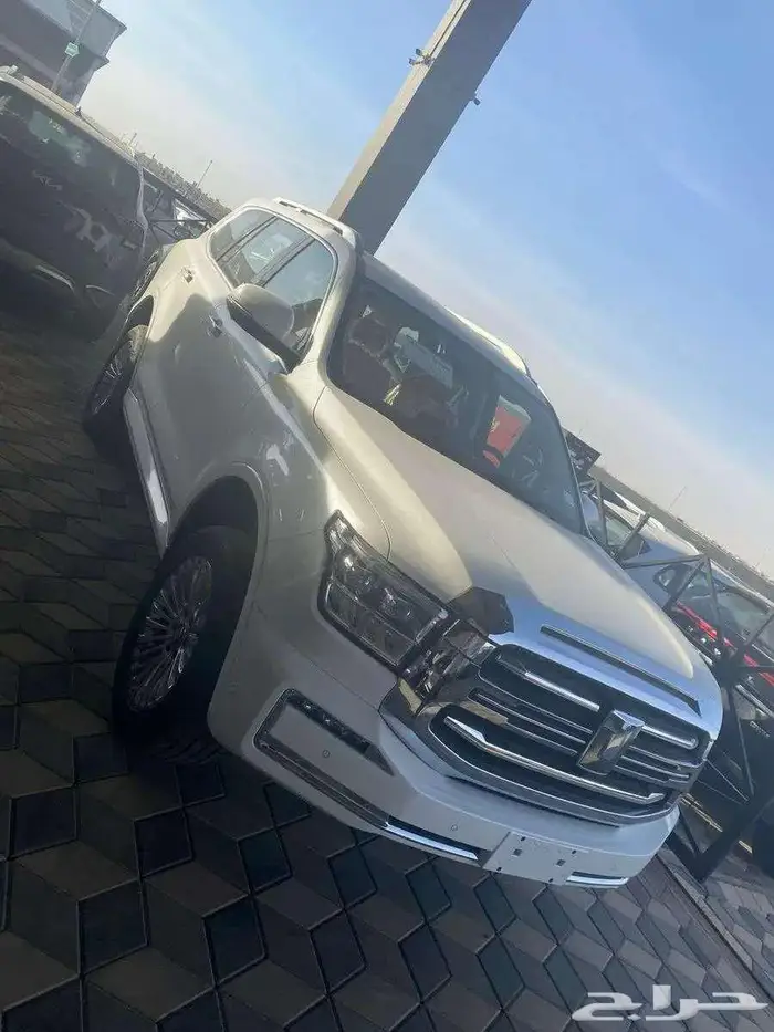 تانك 500 2026 فل كامل اللون الذهبي المميز عرض حصري 4