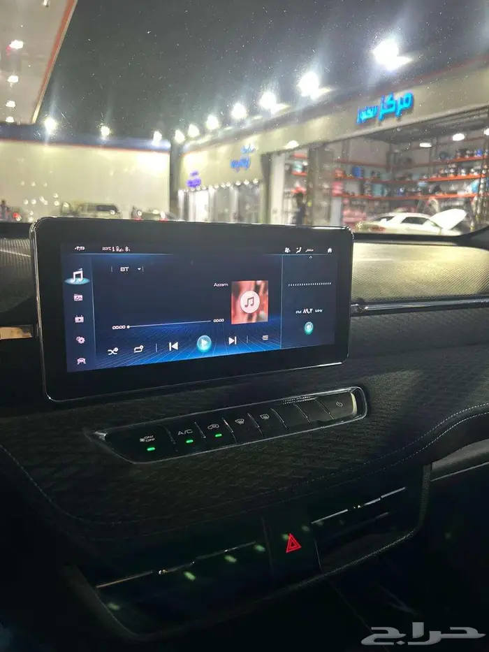 هفال جوليان 2022 0