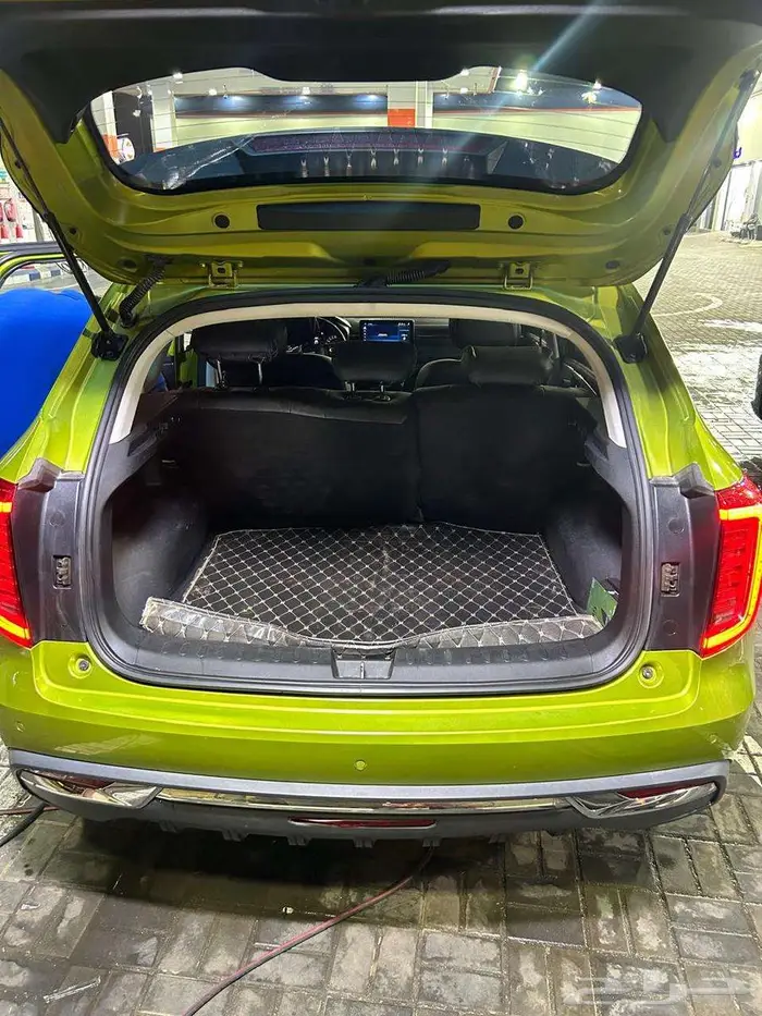 هفال جوليان 2022 11