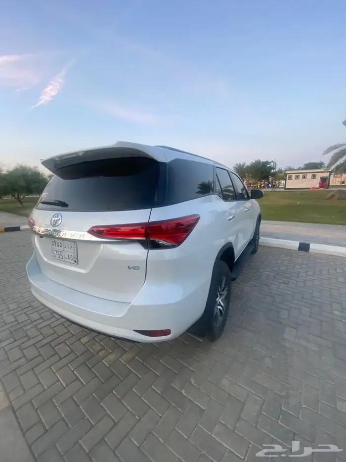 تايوتا فورشنر 2025 دبل 6 سلندر 5