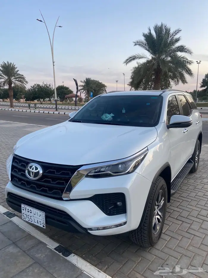 تايوتا فورشنر 2025 دبل 6 سلندر 8