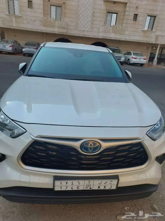 (4x2) 2024 LE تويوتا هايلاندر 4