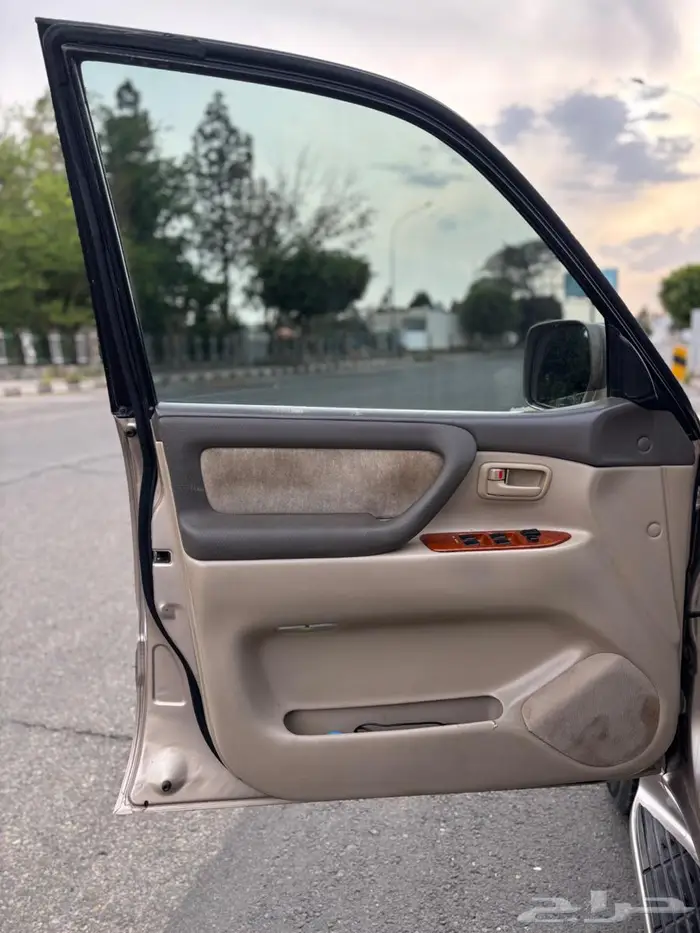 لاندكروزر VXR 2006 5