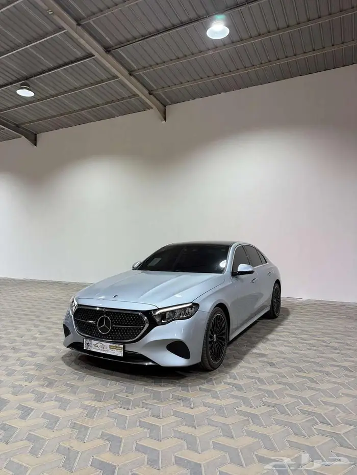 مرسيدس E200 موديل 2025 1