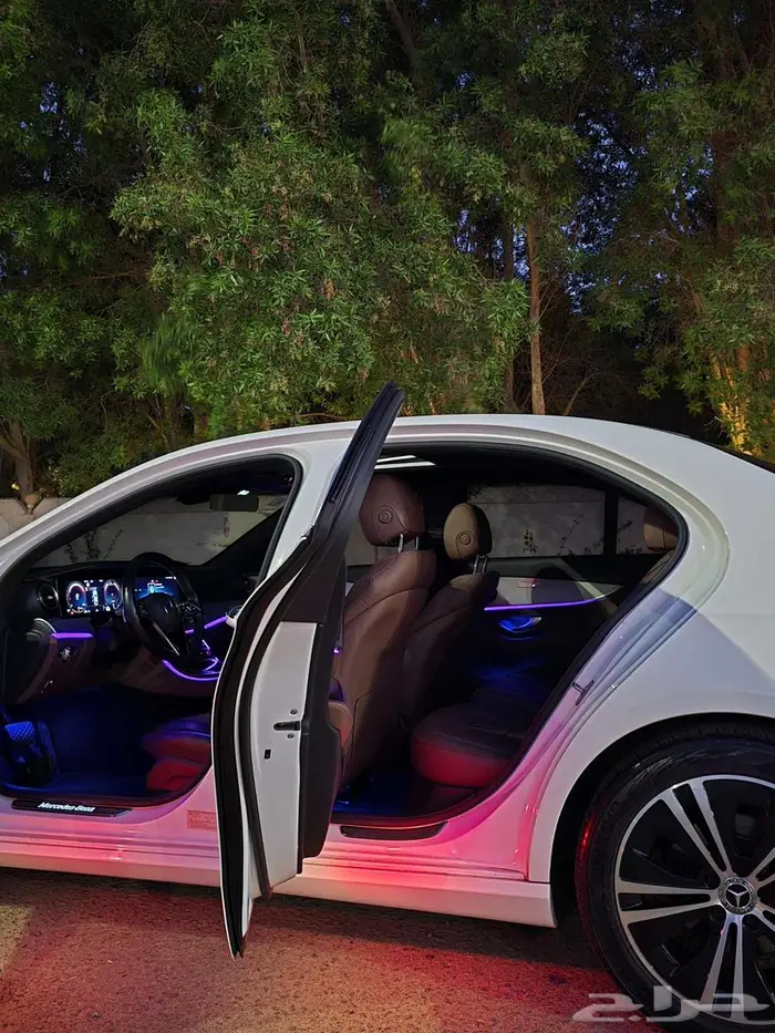 مرسيدس E عداد قليل 2021 10