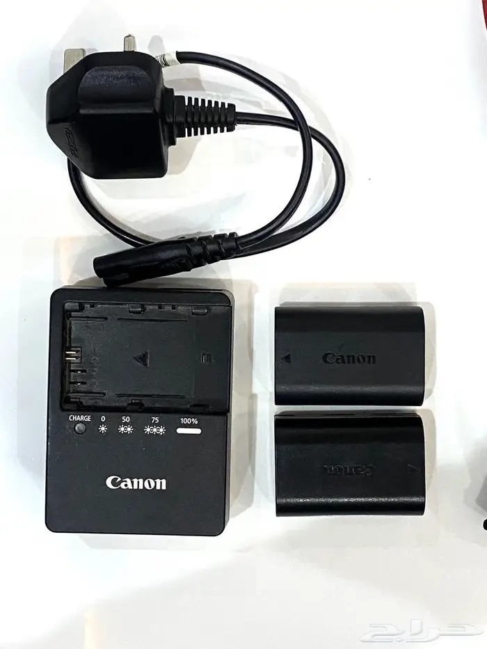 كاميرا كانون 5D ii فايف دي مارك تو 2 ومعها عدة كاملة 3