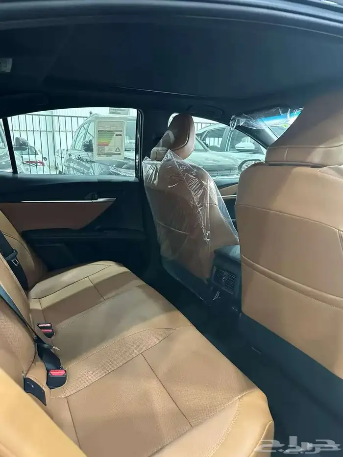 تويوتا- كامري- LE -هايبرد- 2025-بطاقه - اسود بطاقه 7