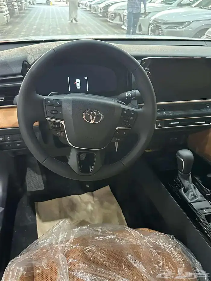 تويوتا- كامري- LE -هايبرد- 2025-بطاقه - اسود بطاقه 6