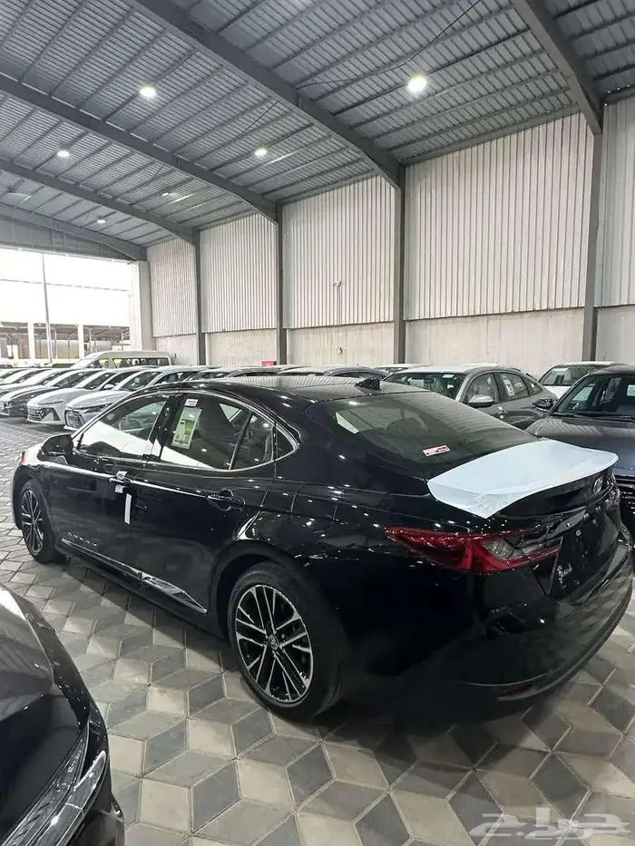 تويوتا- كامري- LE -هايبرد- 2025-بطاقه - اسود بطاقه 11
