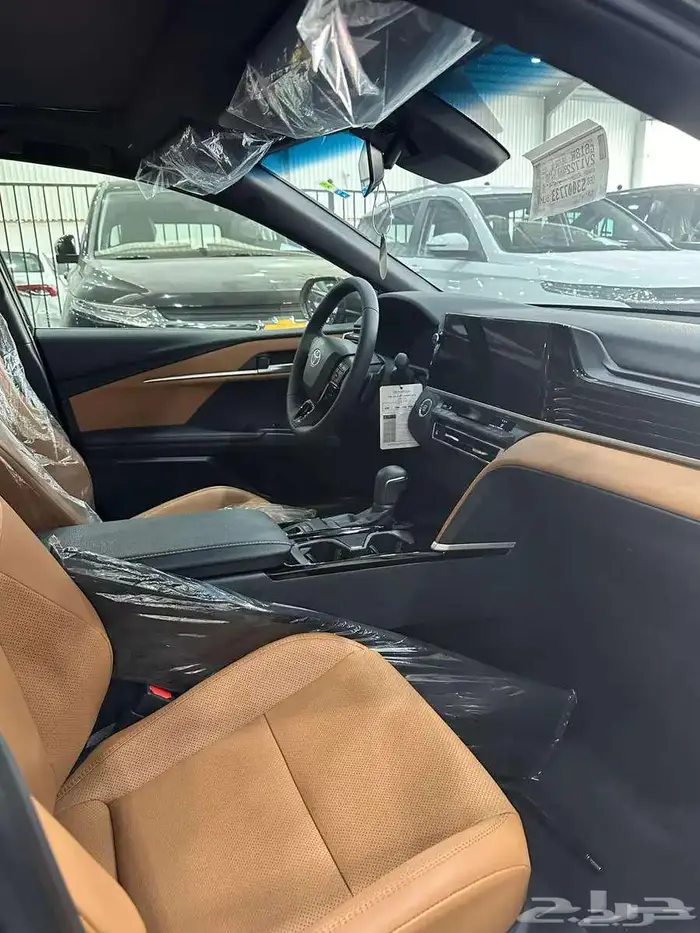 تويوتا- كامري- LE -هايبرد- 2025-بطاقه - اسود بطاقه 5