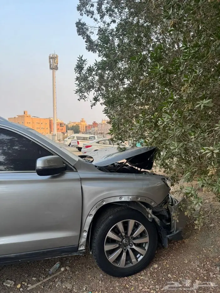 Rx8 مصدوم للبيع 2023 0