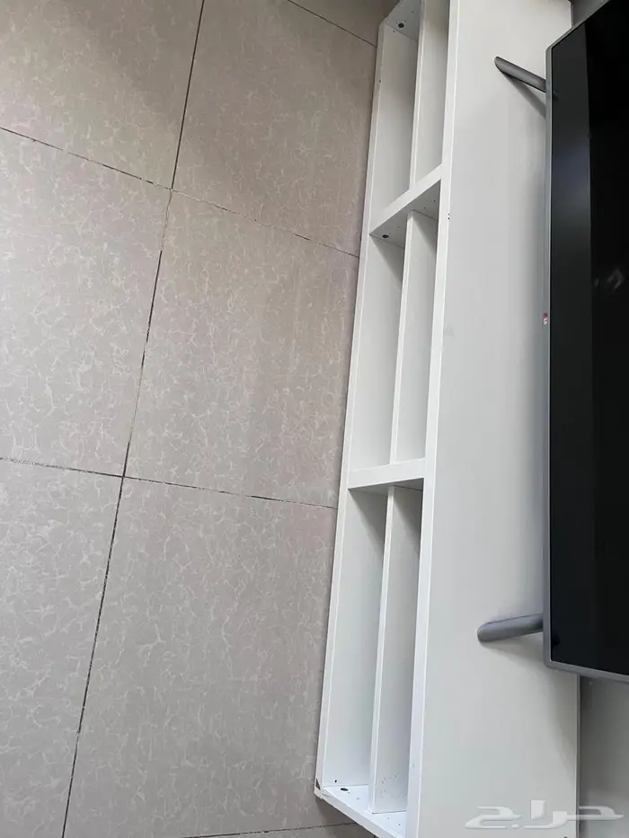 طاوله تلفزيون ابيض من ايكيا 1