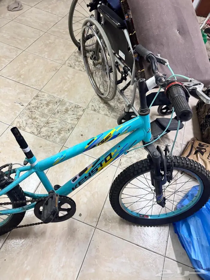 سكوترين و سيكل رياضي وسياكل أخرى مافيها شي 2