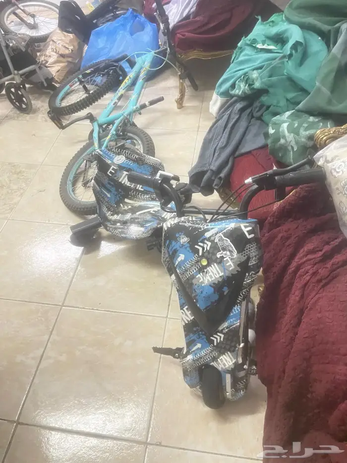 سكوترين و سيكل رياضي وسياكل أخرى مافيها شي 0