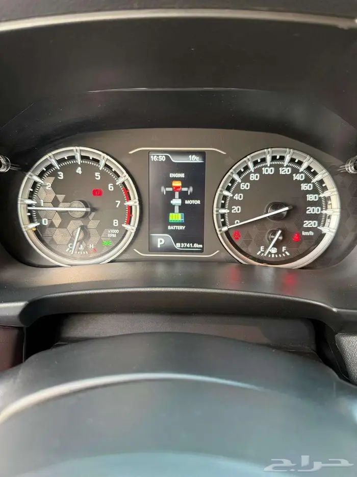 تويوتا أوربان كروزر 2024 فل كامل (GLX) 4