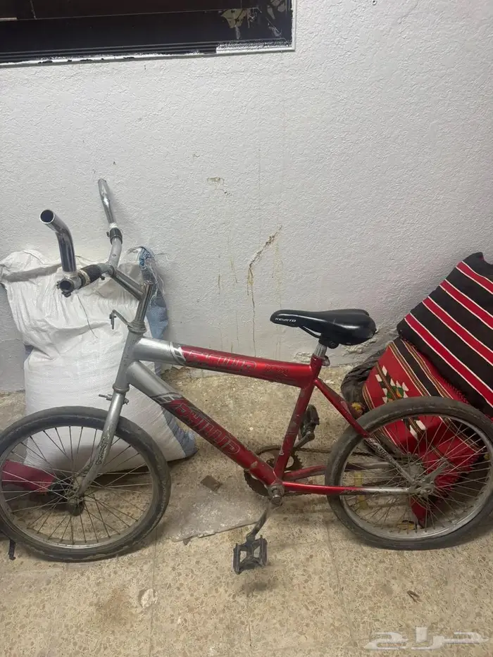 سكوترين و سيكل رياضي وسياكل أخرى مافيها شي 7