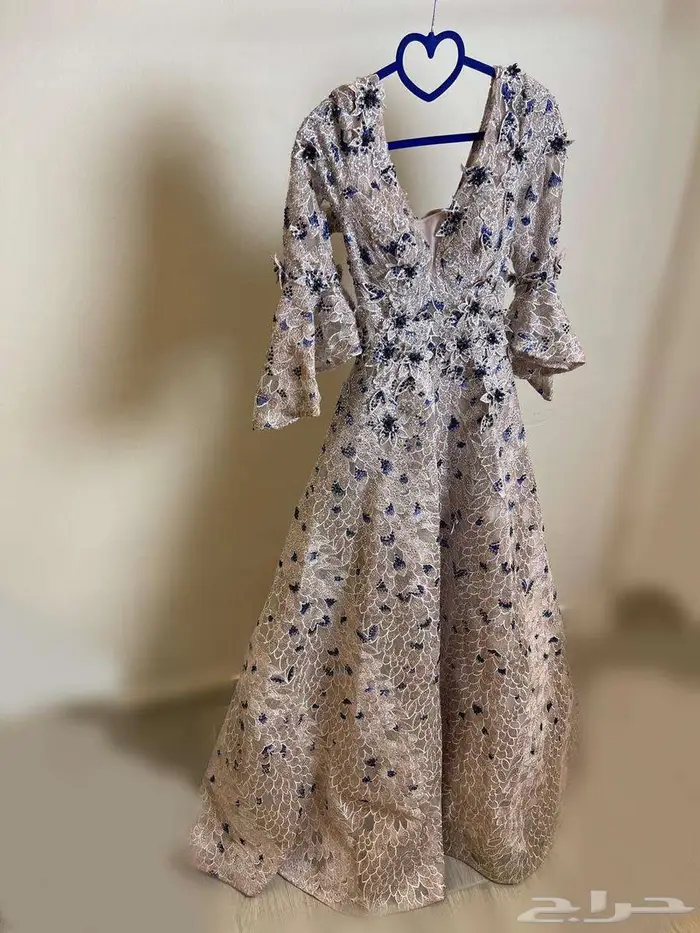 فستان ملكة للبيع 0