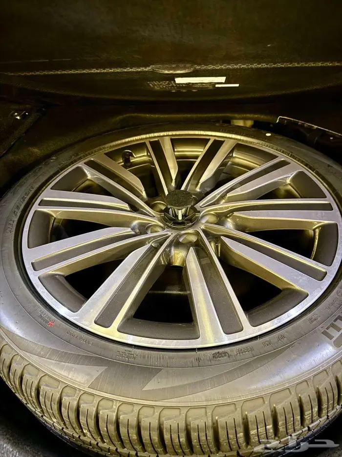 Range Rover Vogue SE 2022 (وارد الناغي) بحالة الوكالة 13