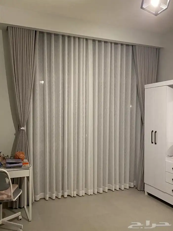 ستائر وايفي قماش بلاكاوت و لينين 0