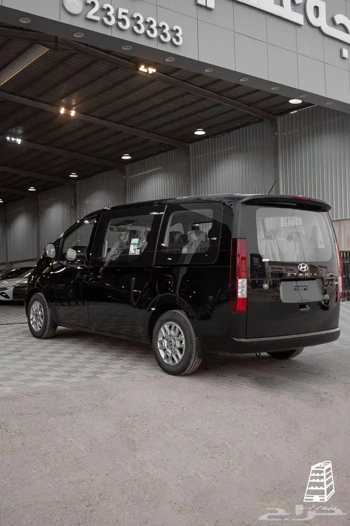 هونداي ستاريا اسود 11 راكب ديزل اوتوماتك موديل 2026 13