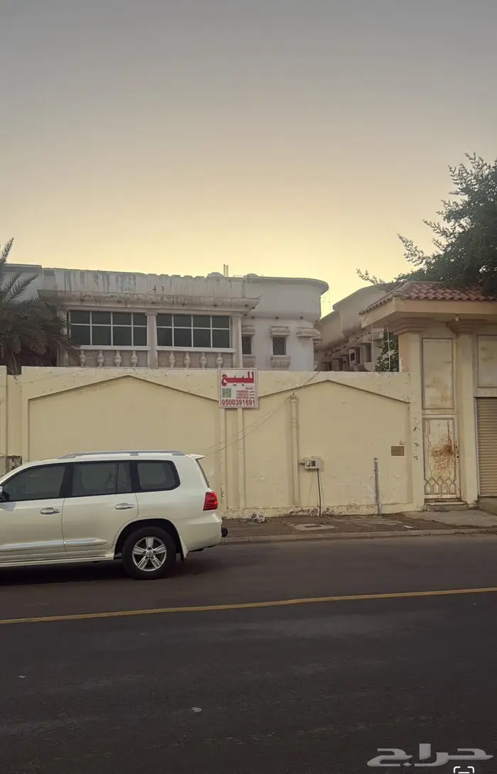 للبيع فيلا بالمنتزه الغربي 1