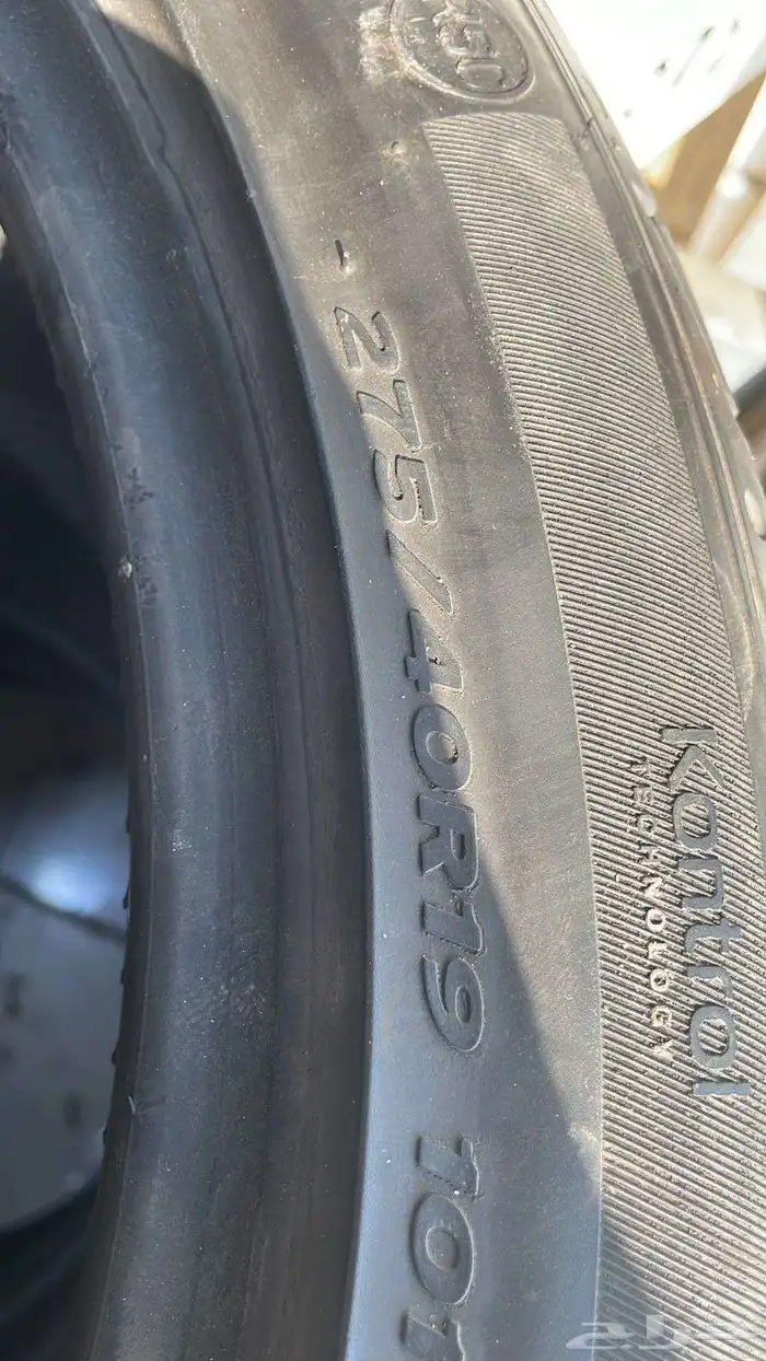 275 40 19 كفرين هانكوك 1