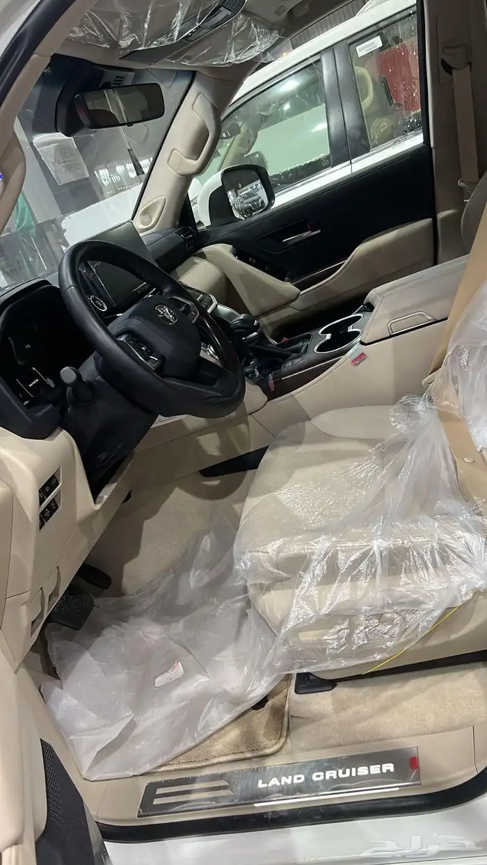 لاندكروز GXR_S بنزين 2025 1