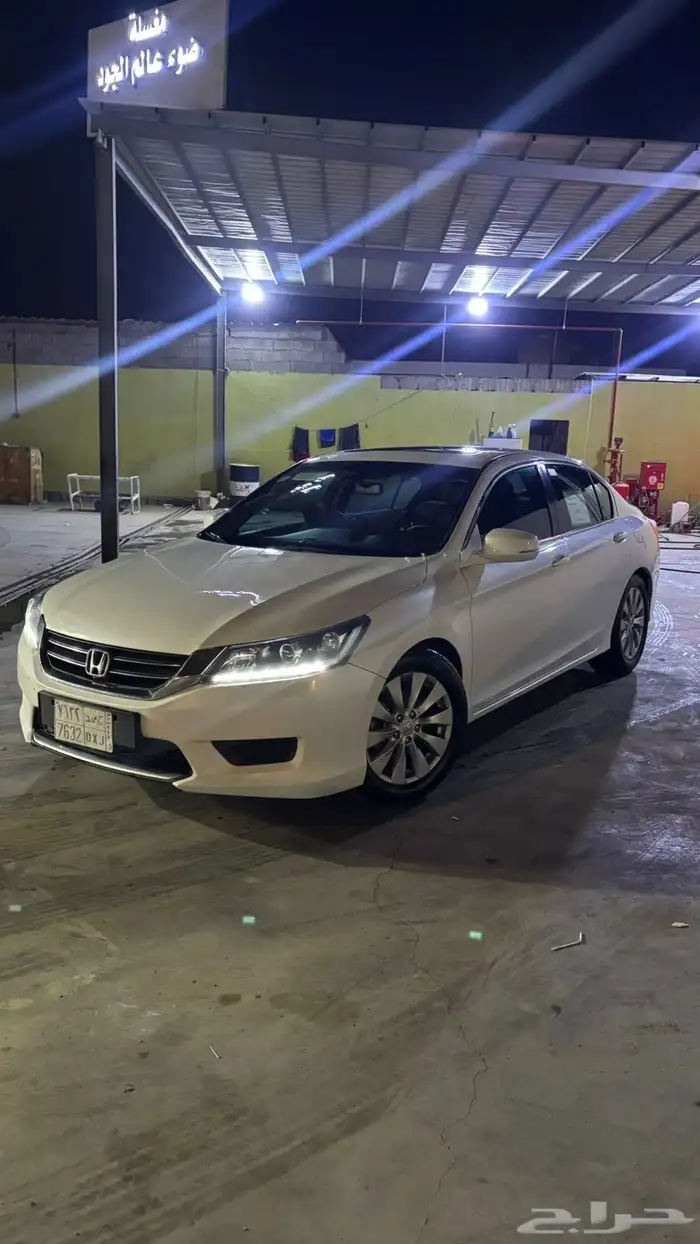 اعرض لكم سياره كورد 2014 0