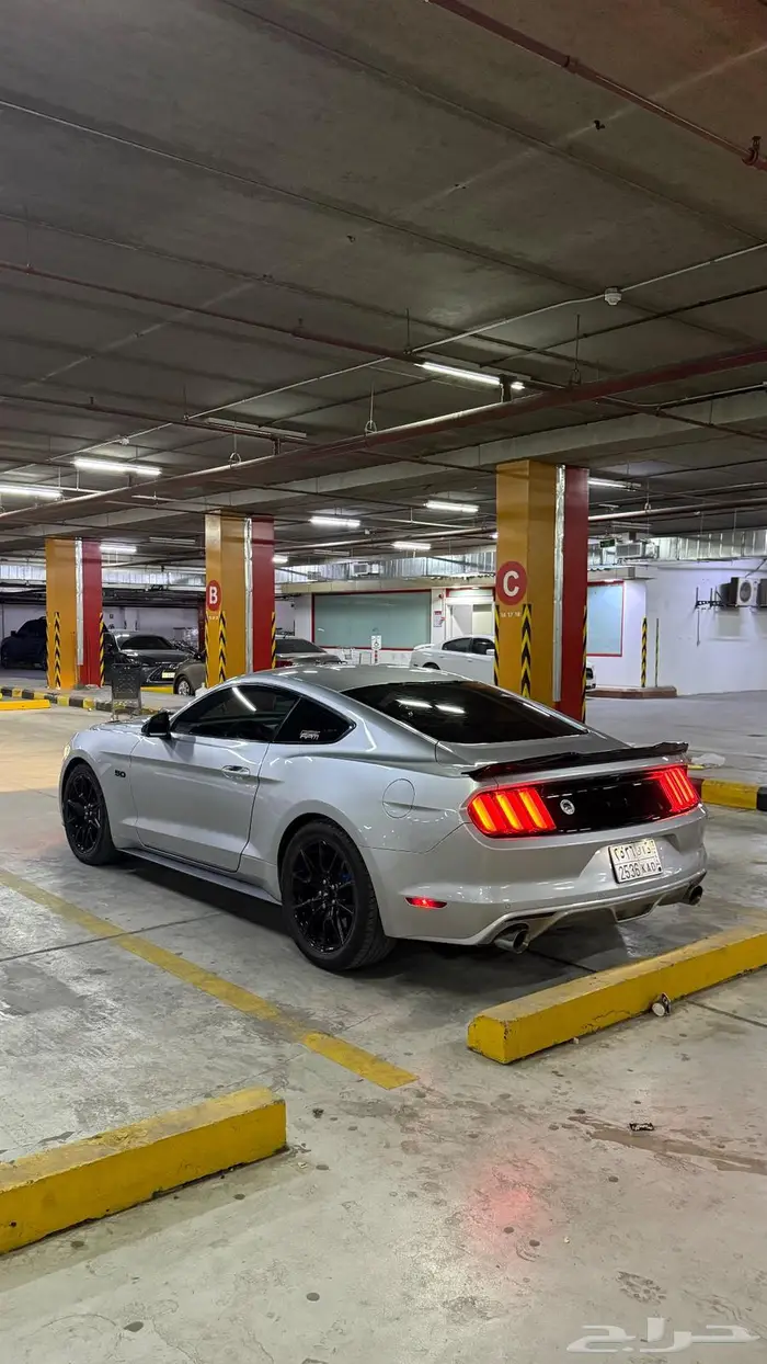 فورد موستنق بلاك اديشن 2017 8