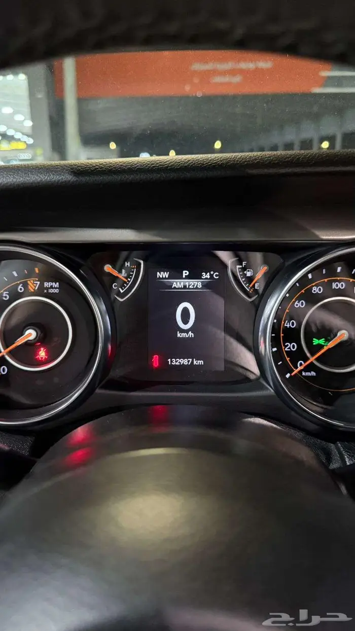 جيب رانجلر سبورت ربع موديل 2021 عداد 132000 8