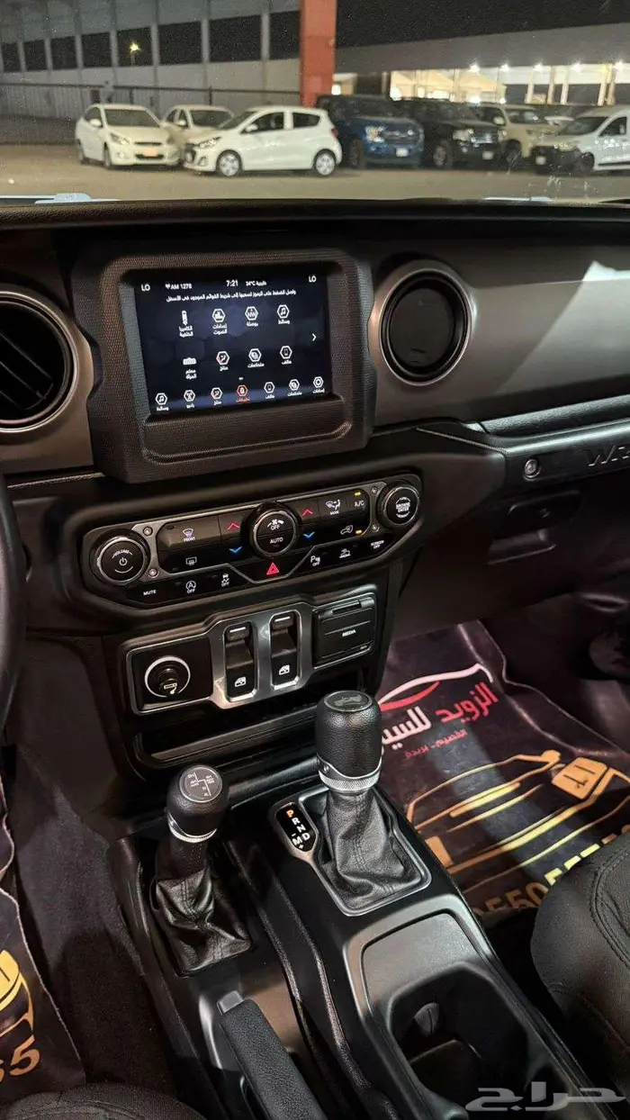 جيب رانجلر سبورت ربع موديل 2021 عداد 132000 10