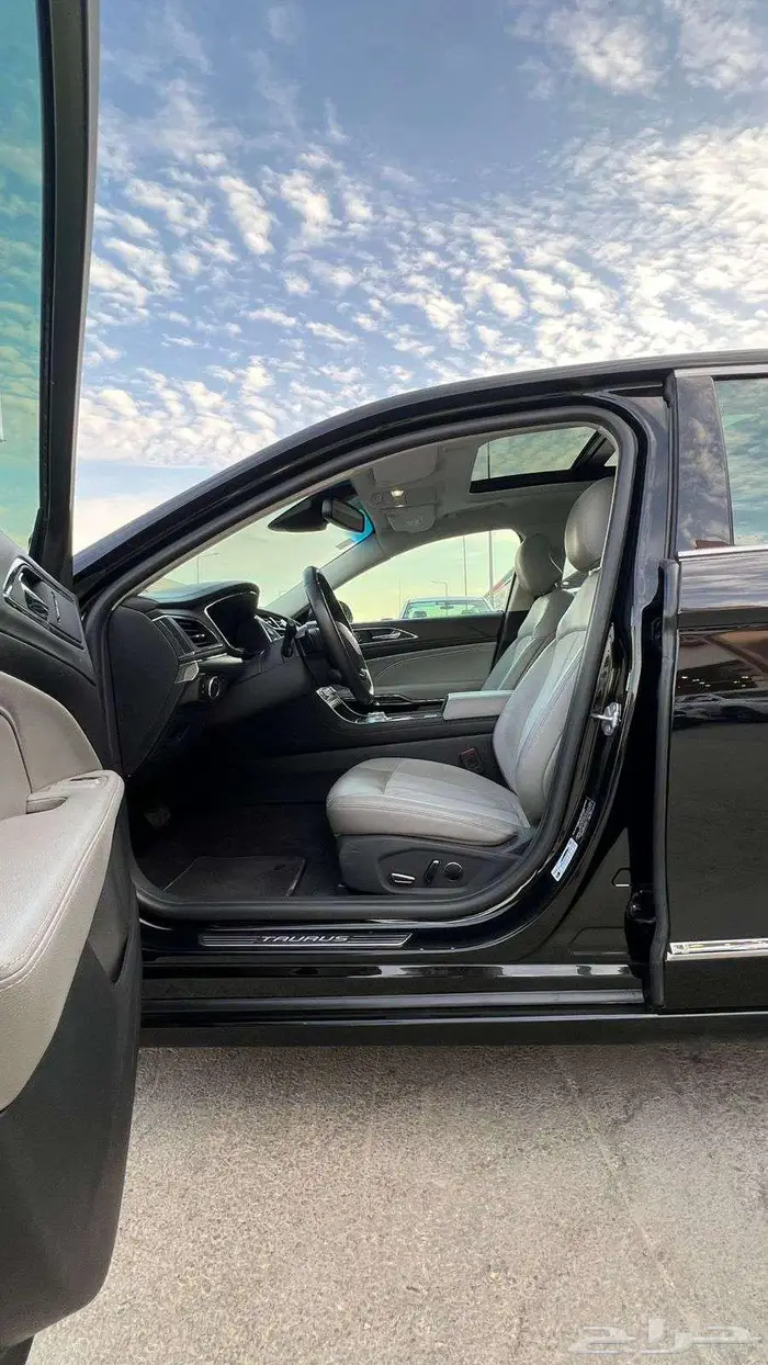 فورد تورس موديل 2021 - معرض خلف للسيارات 10