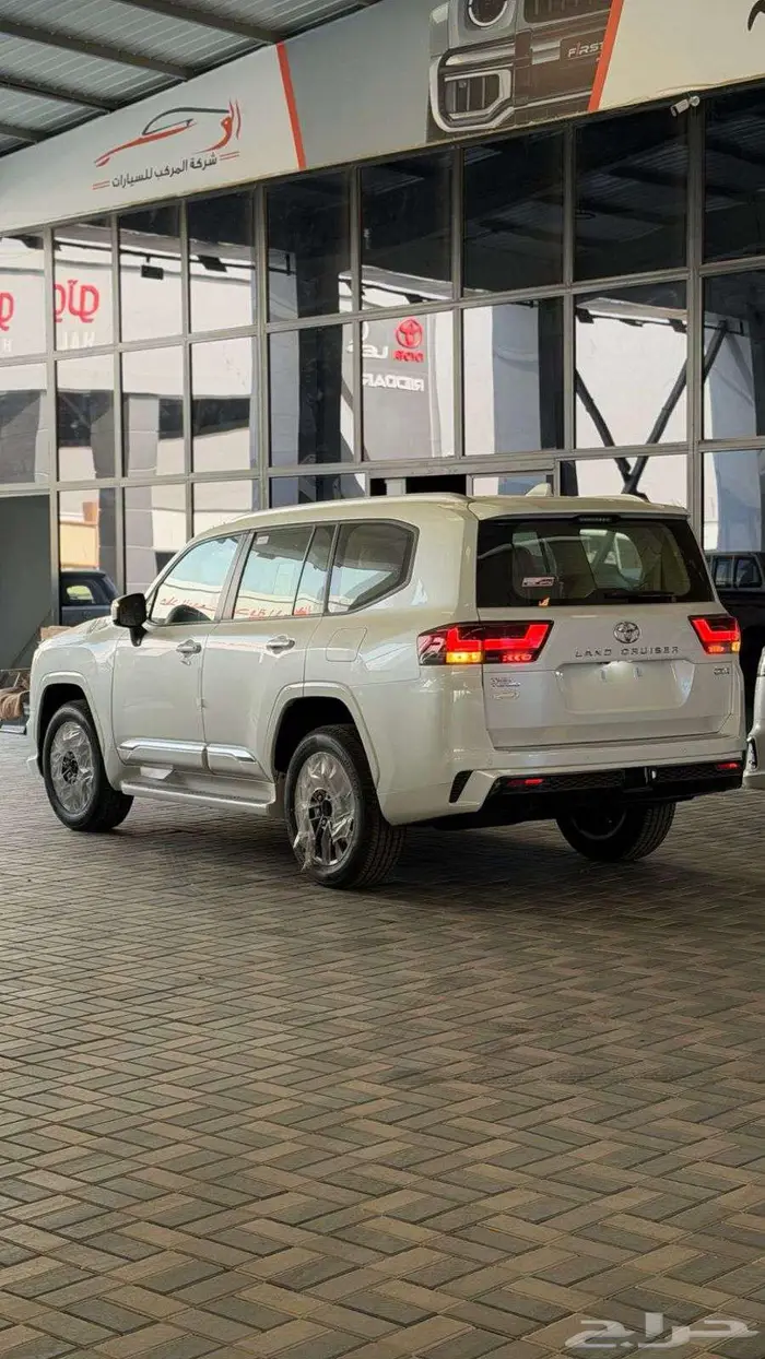تويوتا لاندكروزر GXR.S فل كامل سعودي 2025 4