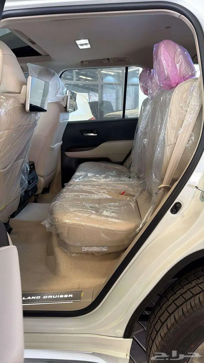 تويوتا لاندكروزر GXR L4 سعودي 2025 3