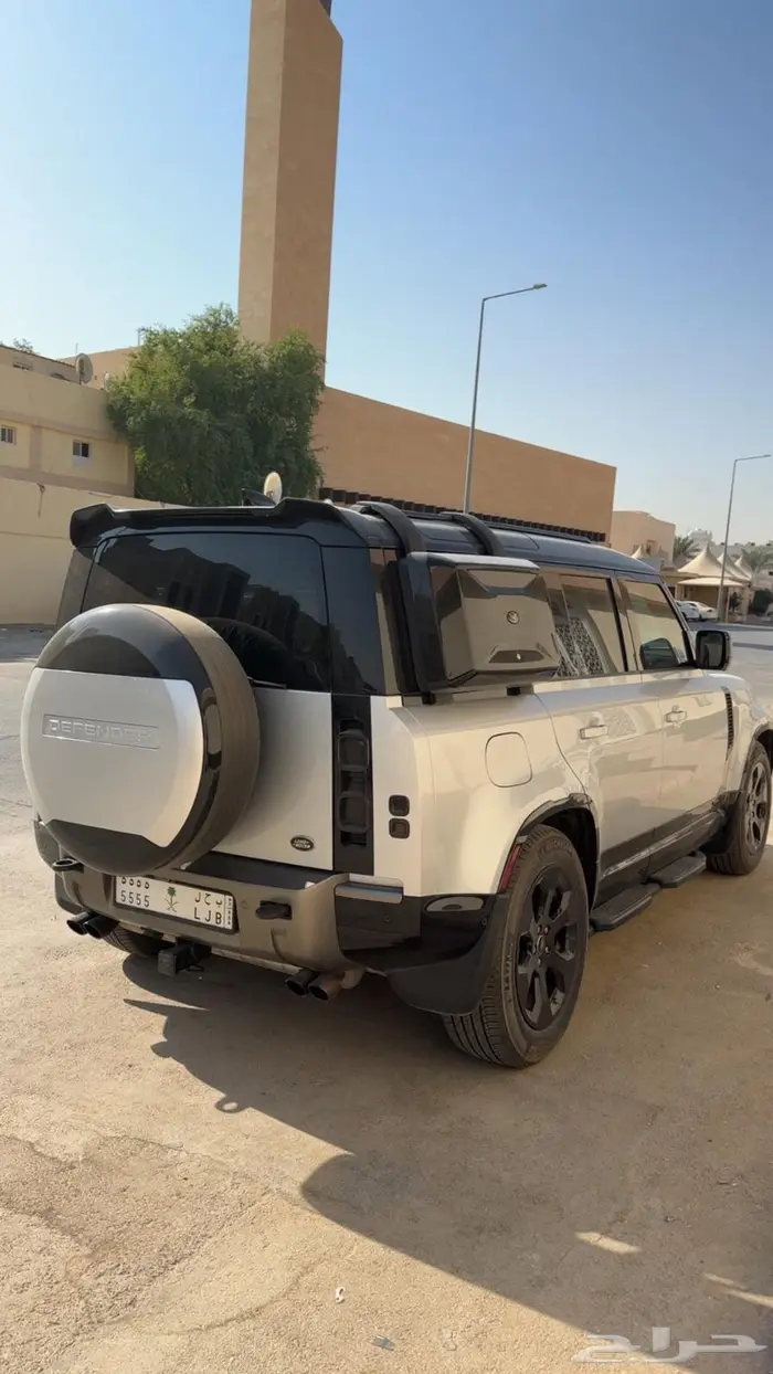 ديفندر 110 وارد كندا 2021 3