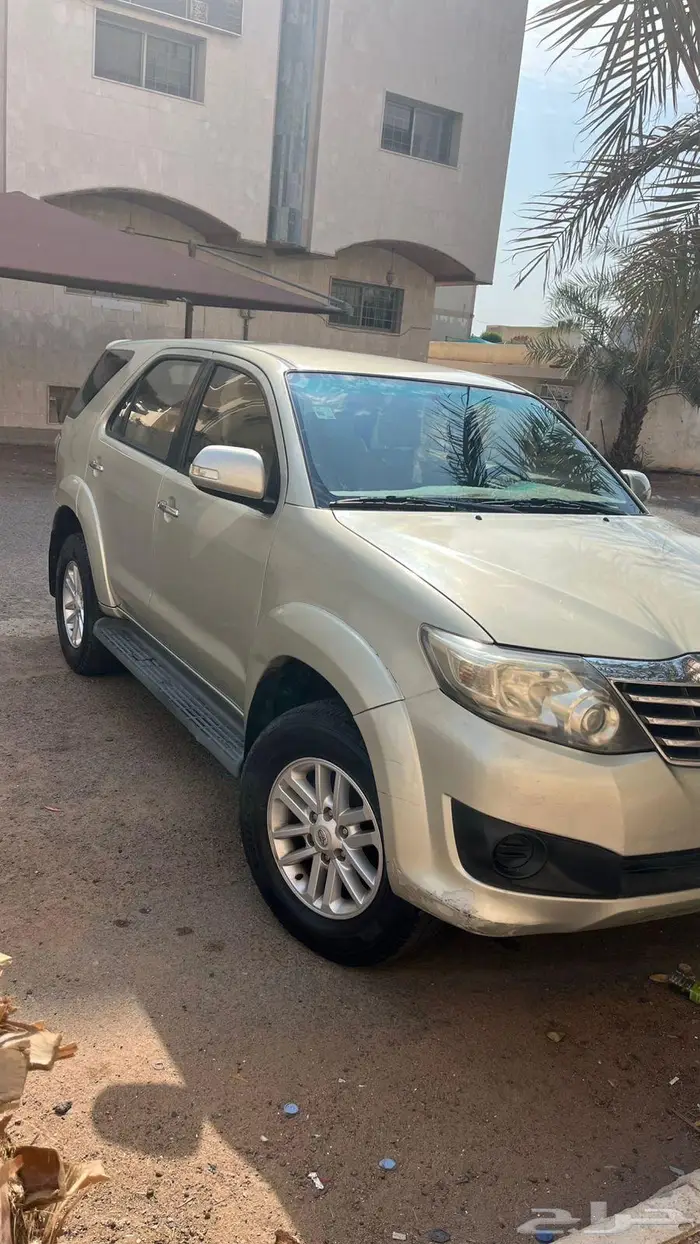 Toyota fortuner 2012 automatic 0