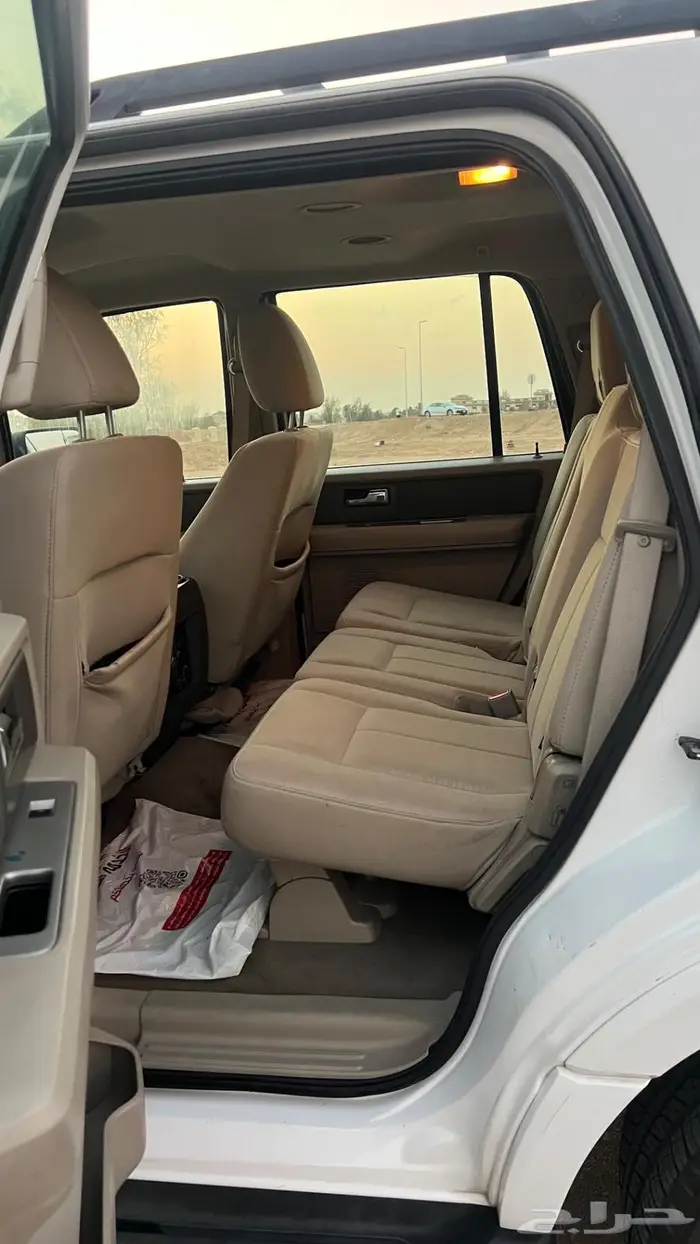 اكسبديشن 2013 دبل XLT 10