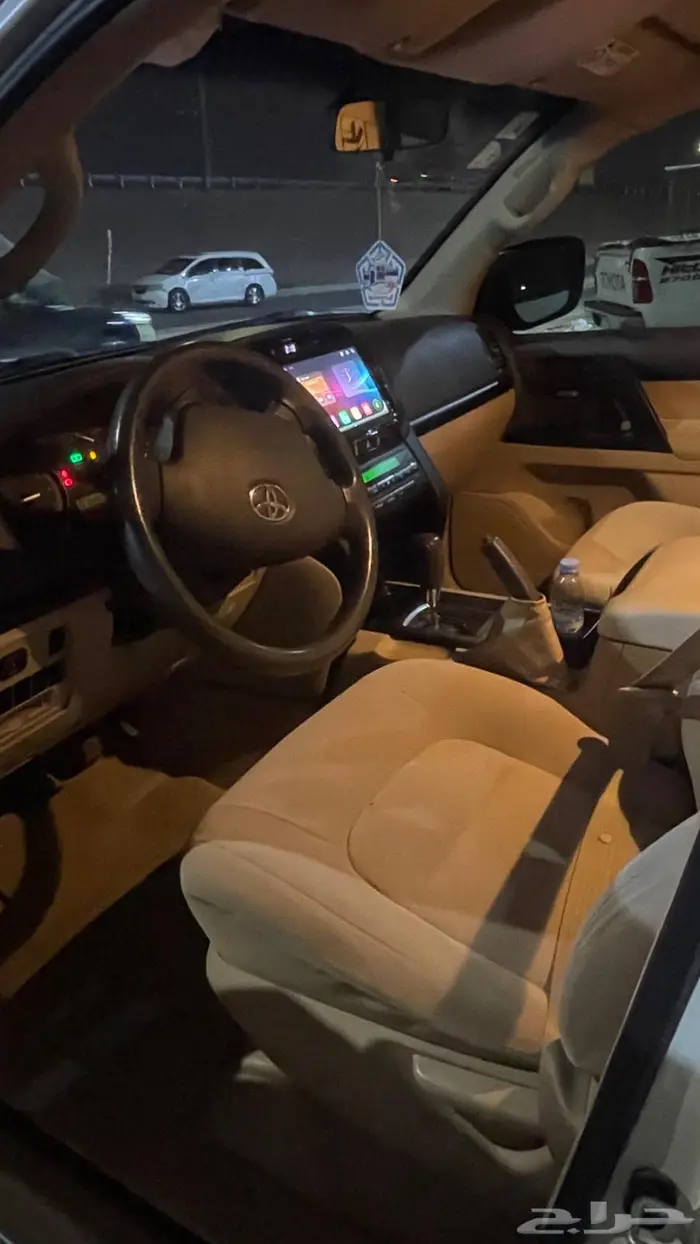 تويوتا لاند كروزر 6