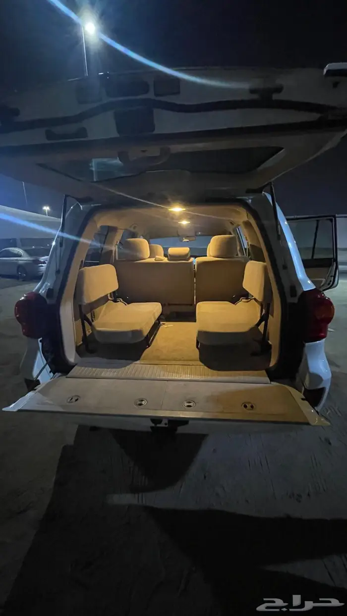 تويوتا لاند كروزر 11