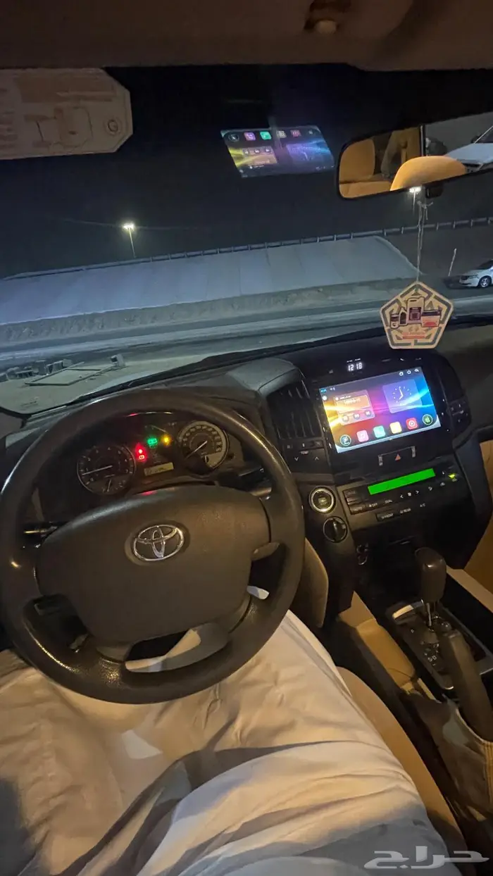 تويوتا لاند كروزر 9