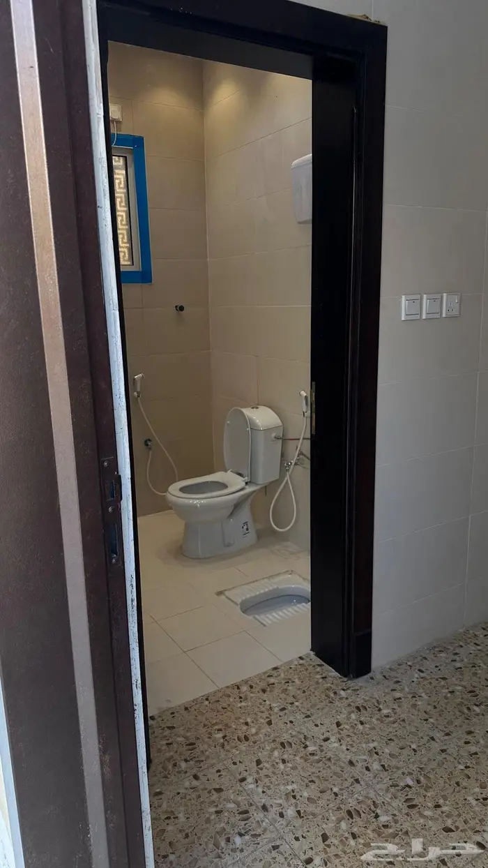 ملحق مدخل وسطح مستقل الوسام 3 16