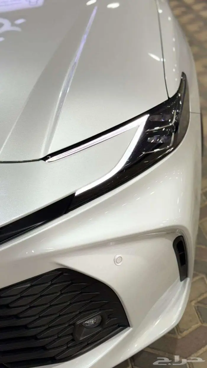 تويوتا كامري LE هايبرد 2025 3