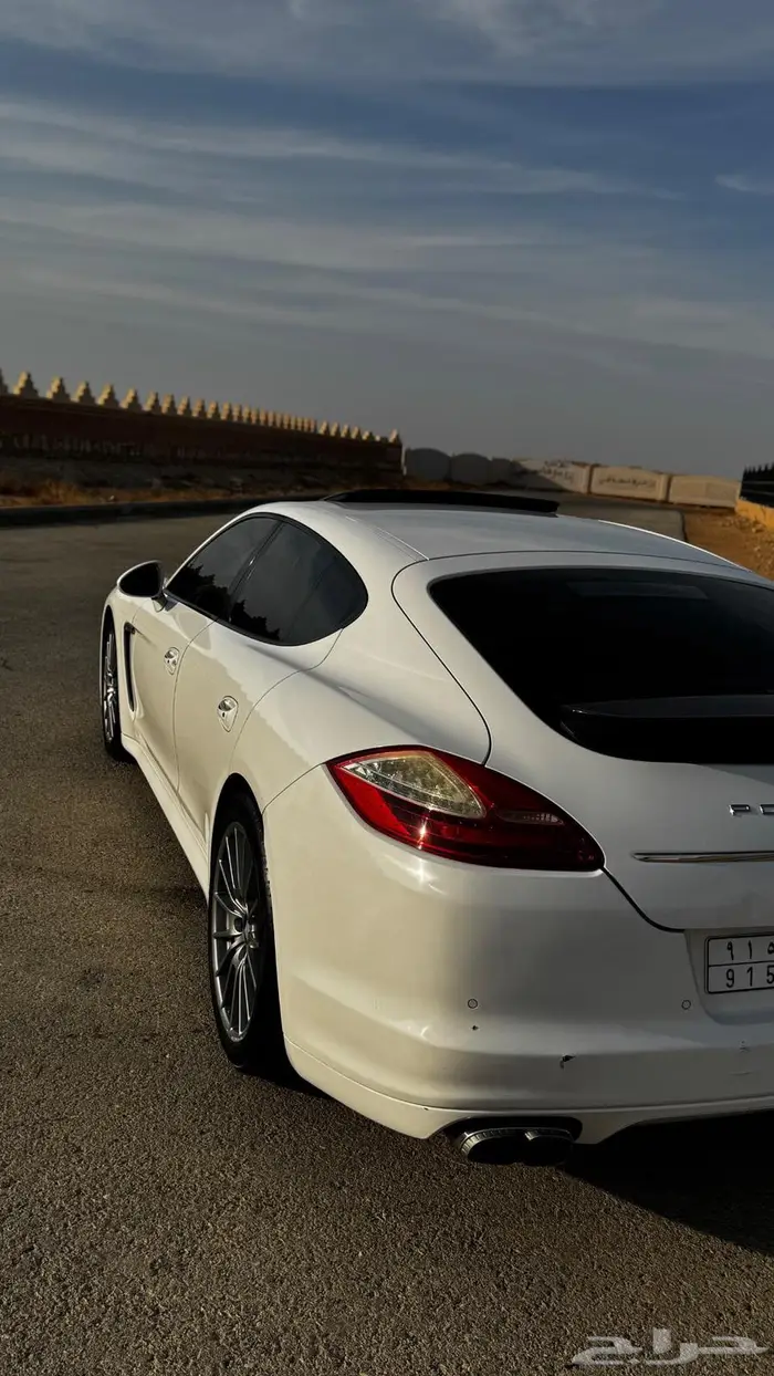 بورش باناميرا 2011 فل كامل 13